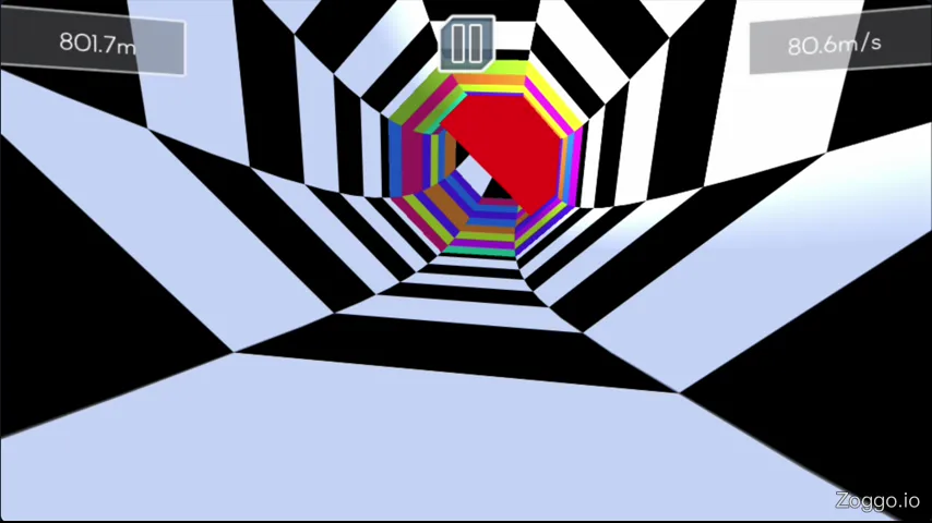 Strategy showing moving opposite to fast rotating obstacles in Tunnel Rush