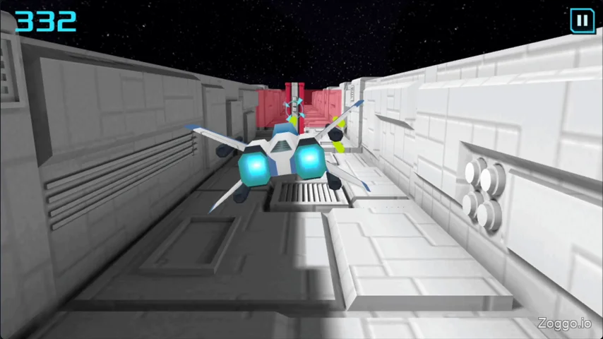 Laser gate with a clearly visible shootable crosshair center mechanism in X Trench Run